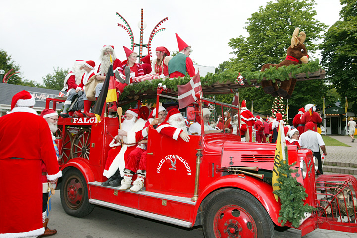 santa_claus_180.jpg