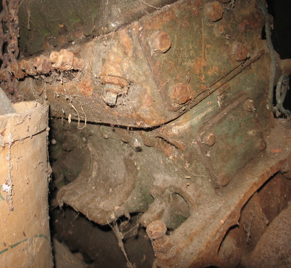 IMG_4283-Moteur diesel-.JPG