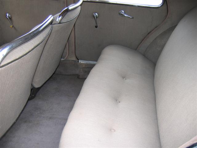 Traction 11 BL 37 020 (Small).jpg