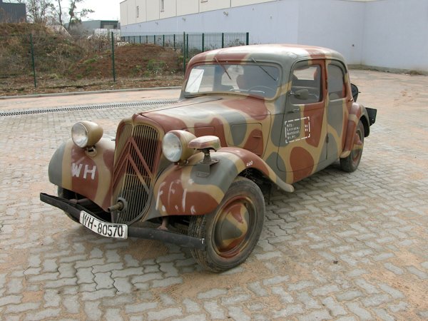 citroen_traction_11bl__6.jpg
