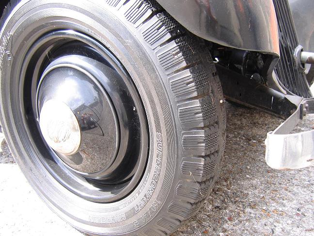 Traction 11 BL 37 003AA.jpg