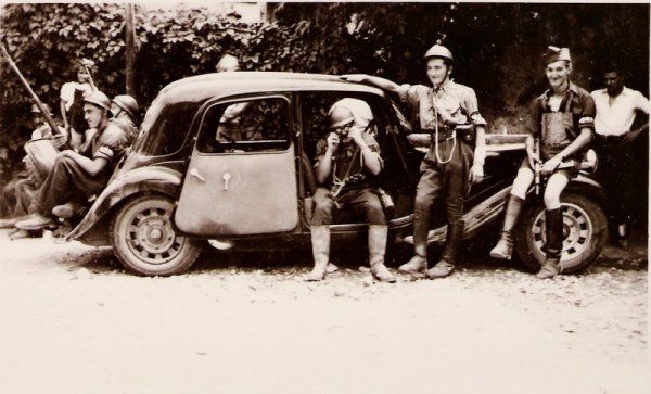 Traction44_6.jpg