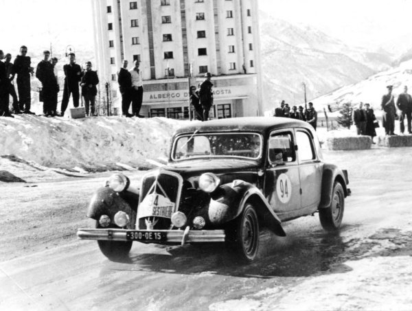 citroen-traction-15-_6.jpg