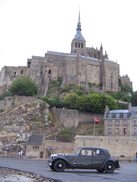 Mont saint Michel juin 2011 web.jpg
