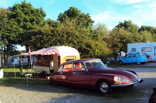 Camping 3.JPG