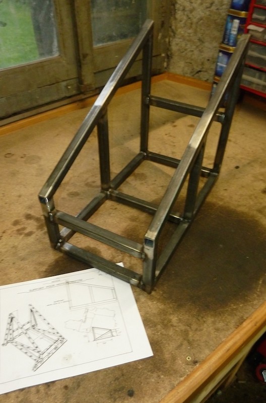 enginestand_m.jpg