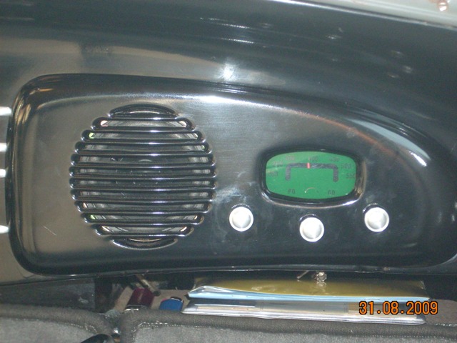 radio22.JPG
